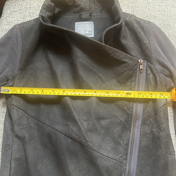 Distressed Leather Jacket - Picture 3 of 8